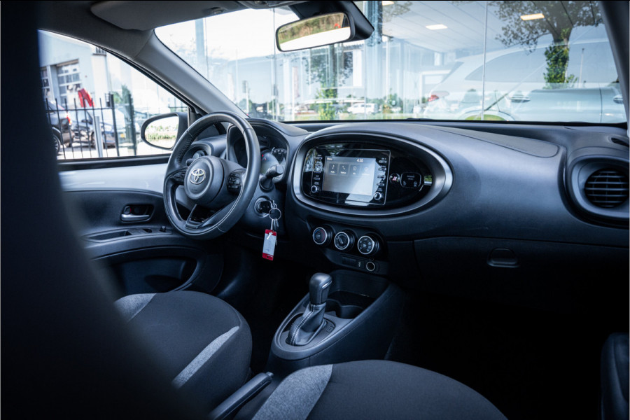 Toyota Aygo X 1.0 VVT-i S-CVT Play ** Camera ** Automaat ** Carplay