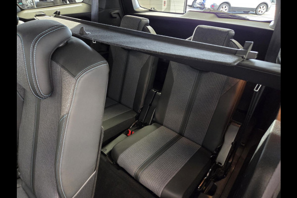 Peugeot 5008 1.2 PureTech Blue Lease Allure 7-Persoons Navigatie Full-led