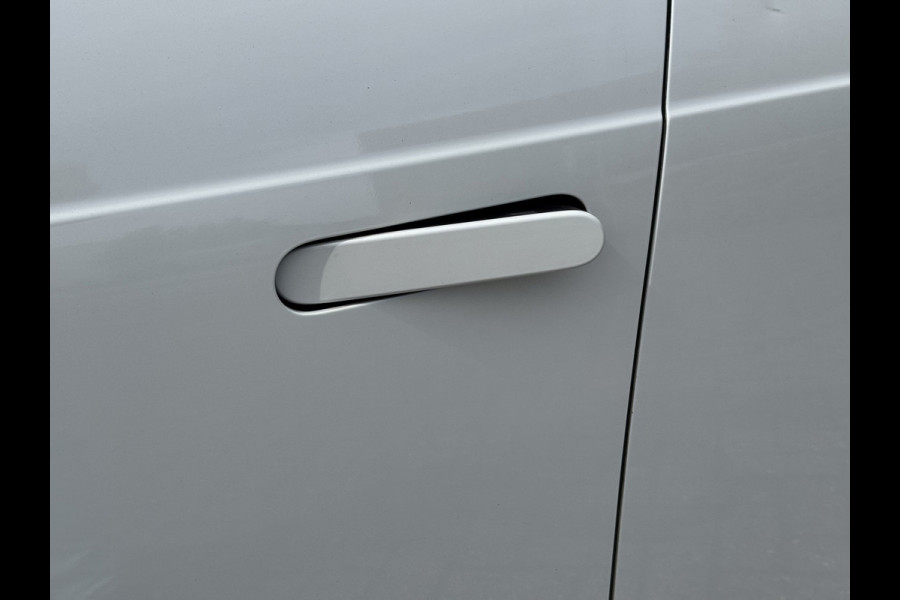 Honda E Advance 17" | Parelmoer|