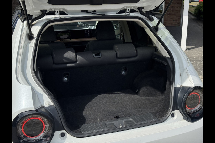 Honda E Advance 17" | Parelmoer|