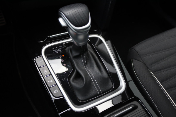 Kia Ceed 1.5 T-GDi 140PK Automaat GT-Line 12-2025!/Navigatie/Adapt.-cruise/Keyfree/Winter-pack