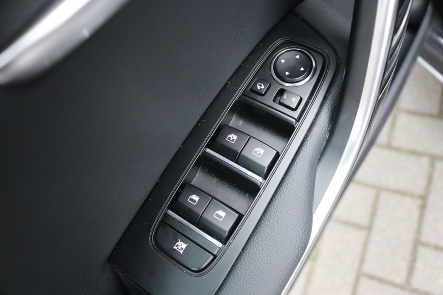 Kia Ceed 1.5 T-GDi 140PK Automaat GT-Line 12-2025!/Navigatie/Adapt.-cruise/Keyfree/Winter-pack