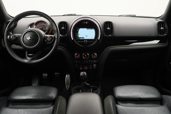 MINI Countryman 2.0 Cooper S Chili JCW Leer, Apple Carplay, Stoelverwarming, PDC, 18"