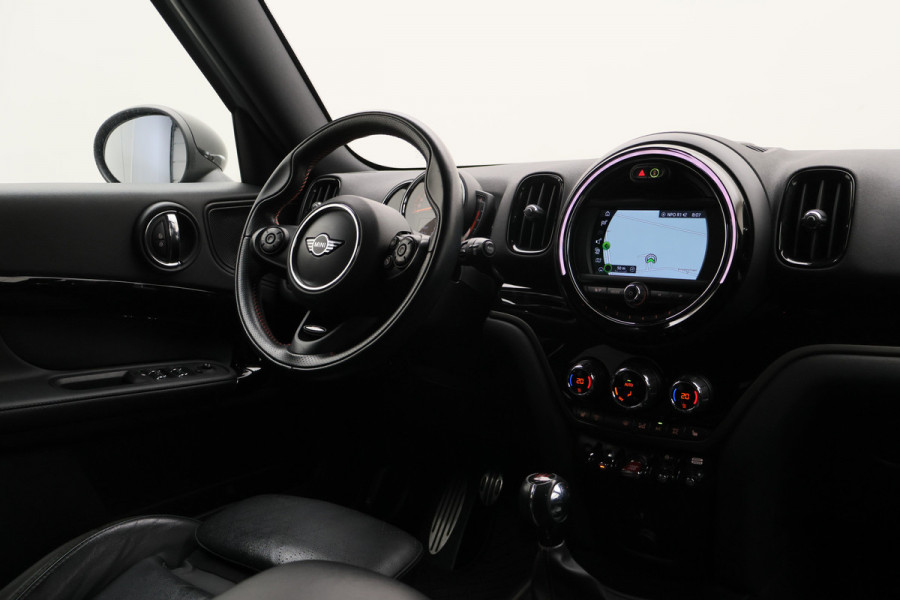 MINI Countryman 2.0 Cooper S Chili JCW Leer, Apple Carplay, Stoelverwarming, PDC, 18"