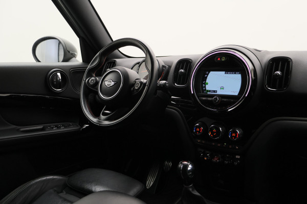 MINI Countryman 2.0 Cooper S Chili JCW Leer, Apple Carplay, Stoelverwarming, PDC, 18"