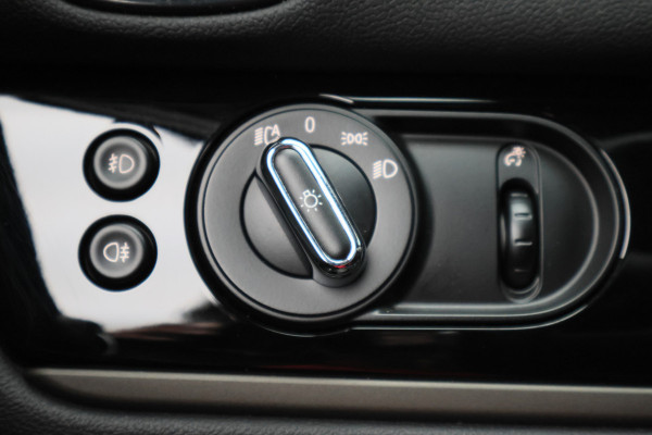 MINI Countryman 2.0 Cooper S Chili JCW Leer, Apple Carplay, Stoelverwarming, PDC, 18"
