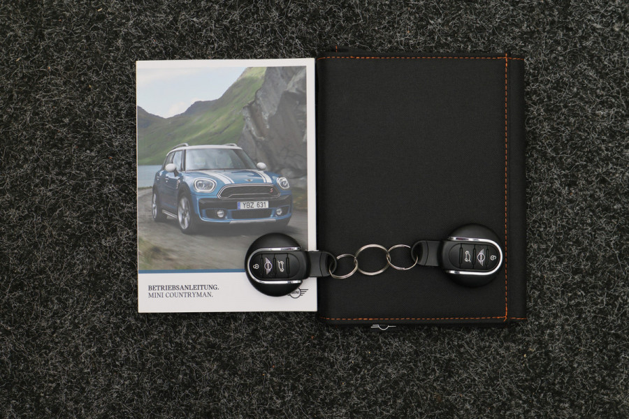 MINI Countryman 2.0 Cooper S Chili JCW Leer, Apple Carplay, Stoelverwarming, PDC, 18"