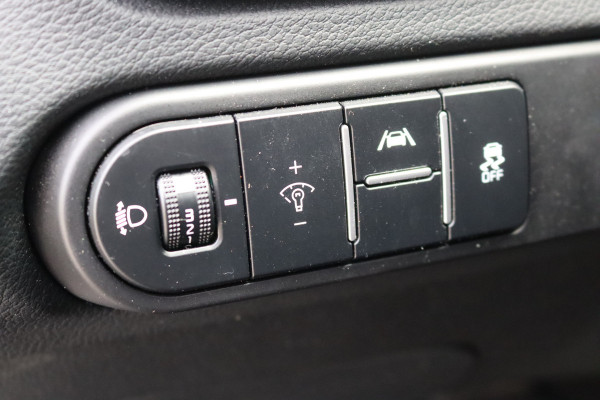 Kia Ceed Sportswagon 1.5 T-GDi 140PK MHEV Automaat DynamicPlusline 11-2025!/Navigatie/Adapt.-cruise/Keyfree/Winter-pack