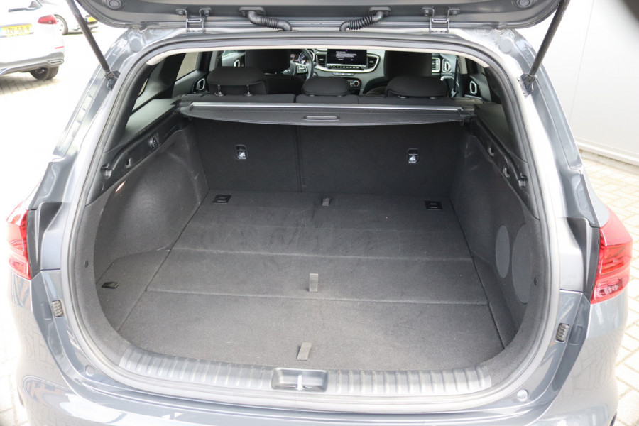Kia Ceed Sportswagon 1.5 T-GDi 140PK MHEV Automaat DynamicPlusline 11-2025!/Navigatie/Adapt.-cruise/Keyfree/Winter-pack
