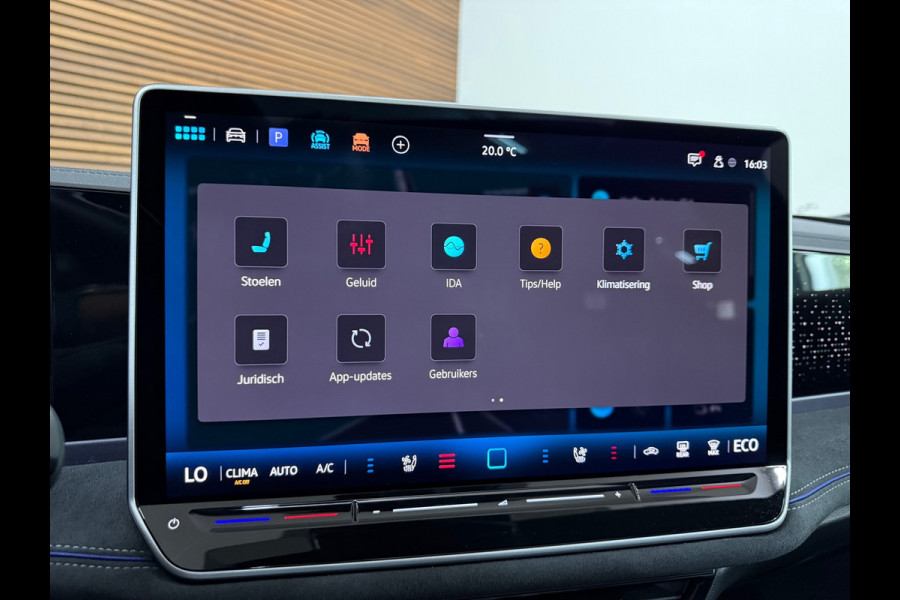 Volkswagen Passat Variant 1.5 eHybrid R-Line Black Edition|Garantie t/m 2030|Pano|272pk|Matrix LED| H&K Sound | Massage | Trekhaak