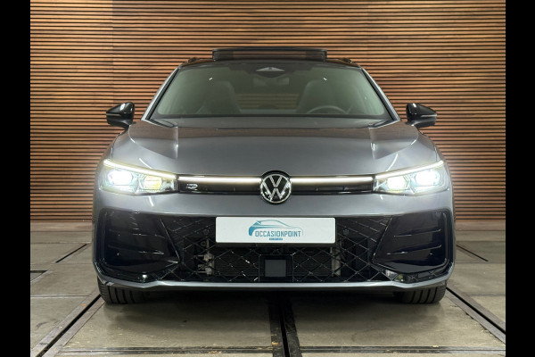 Volkswagen Passat Variant 1.5 eHybrid R-Line Black Edition|Garantie t/m 2030|Pano|272pk|Matrix LED| H&K Sound | Massage | Trekhaak