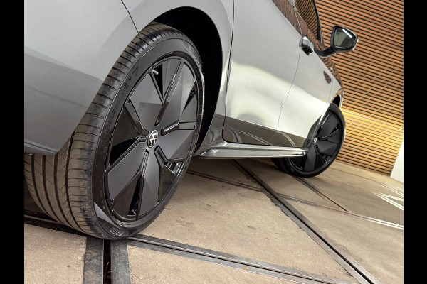 Volkswagen Passat Variant 1.5 eHybrid R-Line Black Edition|Garantie t/m 2030|Pano|272pk|Matrix LED| H&K Sound | Massage | Trekhaak
