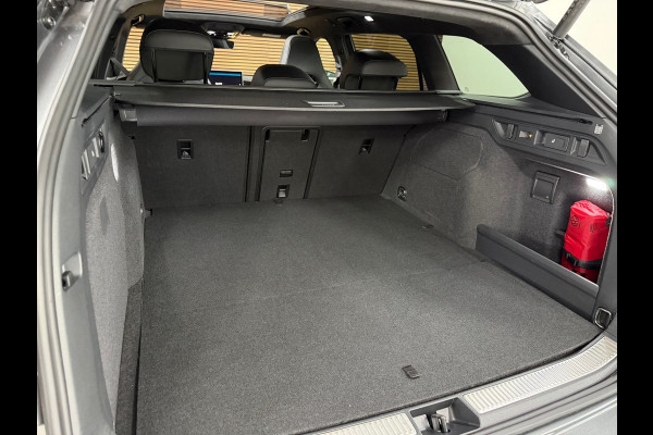 Volkswagen Passat Variant 1.5 eHybrid R-Line Black Edition|Garantie t/m 2030|Pano|272pk|Matrix LED| H&K Sound | Massage | Trekhaak