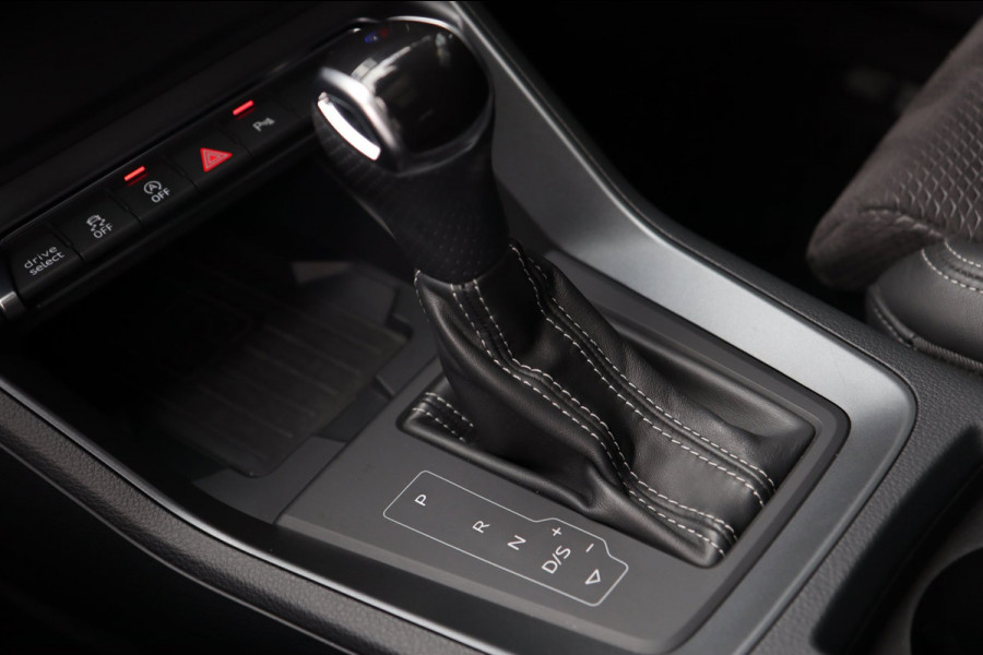 Audi Q3 45 TFSI Quattro 3x S-Line / PANO / B&O / ACC / KEYLESS / CAMERA / ELEK-STOELEN / VIRTUAL