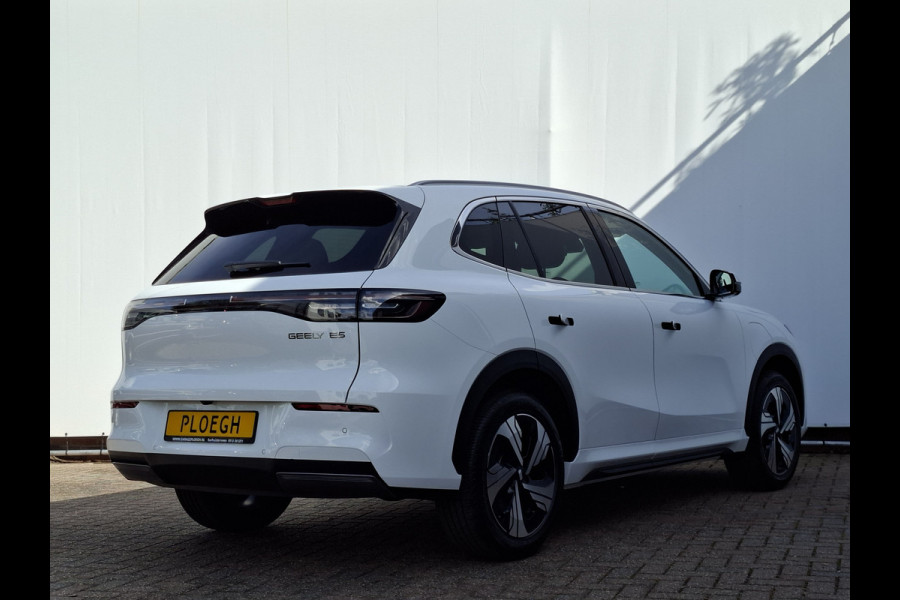GEELY E5 Max+ 68 kWh V2L Massage Koel+Verw Pano HeadUp FLYME