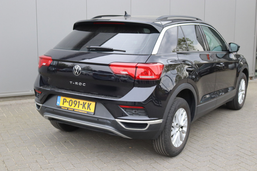 Volkswagen T-Roc 110PK TSI Style Business Carplay-android/Adapt.-cruise/Parkeerhulp/Stoelverwarming