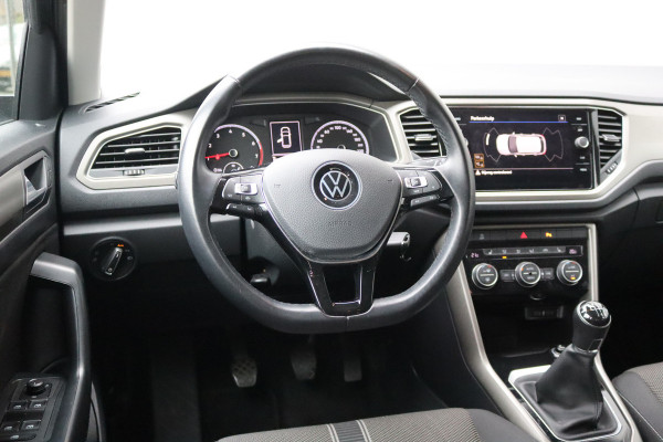 Volkswagen T-Roc 110PK TSI Style Business Carplay-android/Adapt.-cruise/Parkeerhulp/Stoelverwarming
