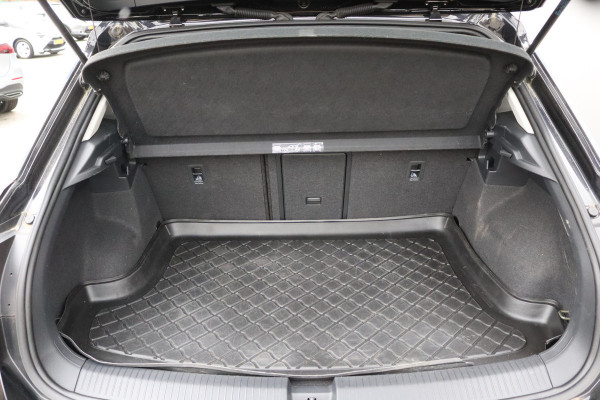 Volkswagen T-Roc 110PK TSI Style Business Carplay-android/Adapt.-cruise/Parkeerhulp/Stoelverwarming