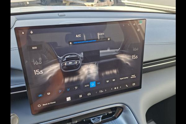 GEELY E5 Max+ 68 kWh V2L Massage Koel+Verw Pano HeadUp FLYME