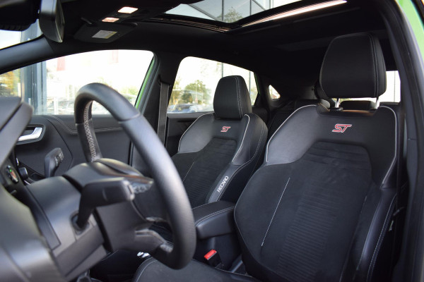 Ford Puma 1.5 EcoBoost ST-X | 170 PK | Pano | Sportstoelen | Stuur- en Stoelverwarming