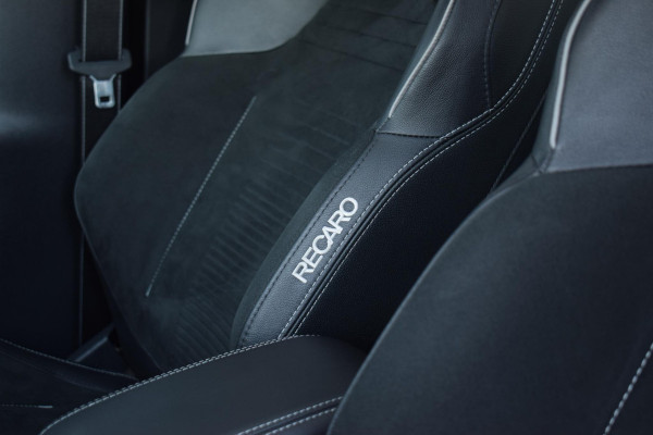 Ford Puma 1.5 EcoBoost ST-X | 170 PK | Pano | Sportstoelen | Stuur- en Stoelverwarming