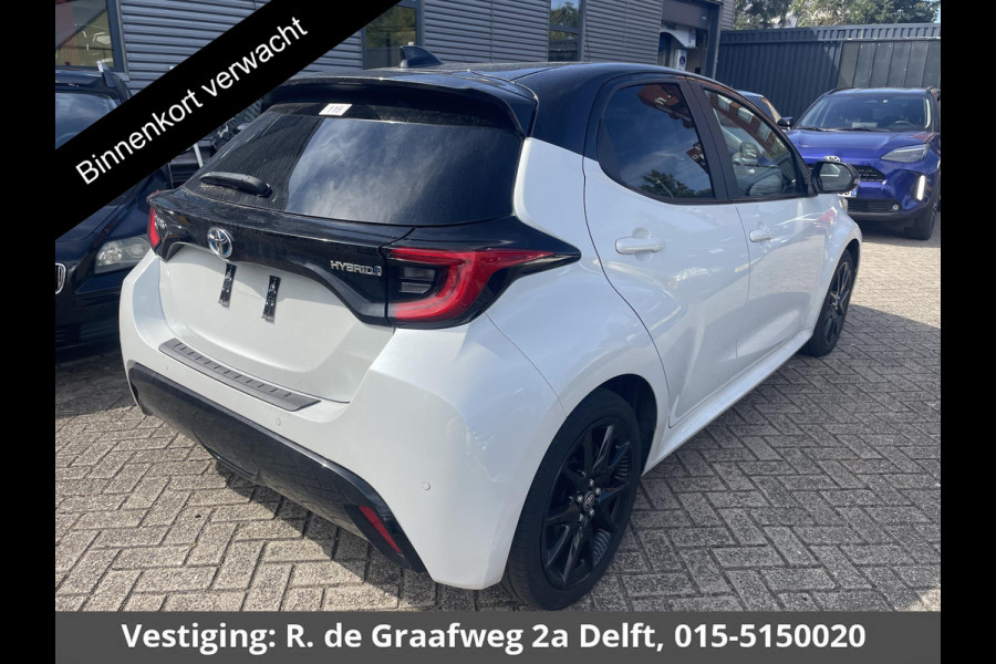 Toyota Yaris 1.5 Hybrid Executive Bi-Tone | Stoelverwarming | Navigatie | Parkeersenoren | Apple Carplay/Android Auto