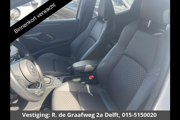 Toyota Yaris 1.5 Hybrid Executive Bi-Tone | Stoelverwarming | Navigatie | Parkeersenoren | Apple Carplay/Android Auto