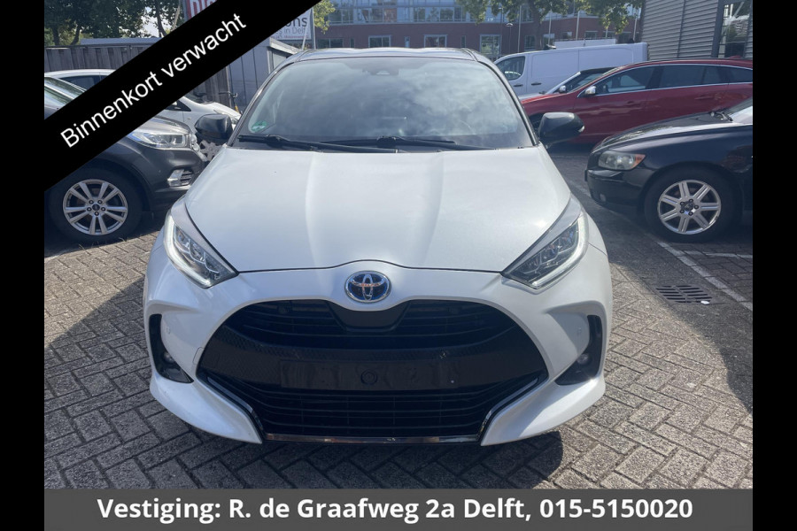 Toyota Yaris 1.5 Hybrid Executive Bi-Tone | Stoelverwarming | Navigatie | Parkeersenoren | Apple Carplay/Android Auto