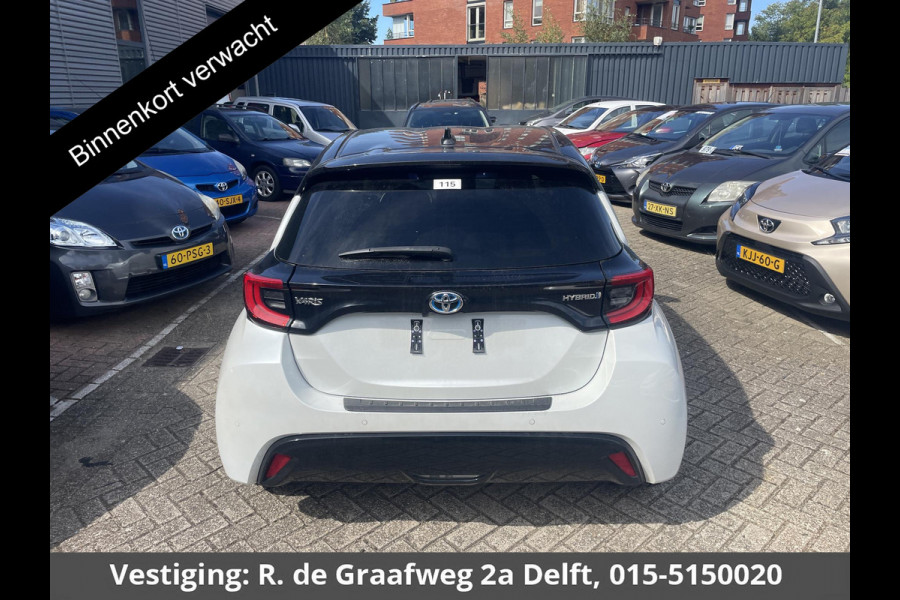 Toyota Yaris 1.5 Hybrid Executive Bi-Tone | Stoelverwarming | Navigatie | Parkeersenoren | Apple Carplay/Android Auto