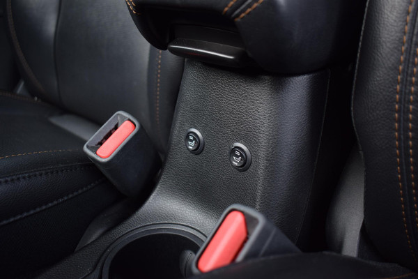 Jeep Compass 1.4 MultiAir Limited | Trekhaak | Leer | Beats | Memory | Camera