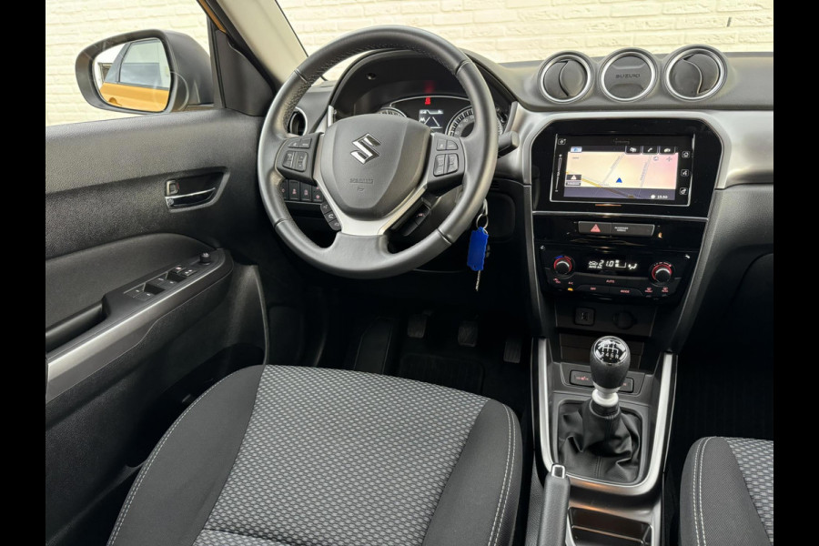 Suzuki Vitara 1.4 Boosterjet Select Smart Hybrid Camera Dodehoek Adaptieve cruise Clima Verwarmde stoelen