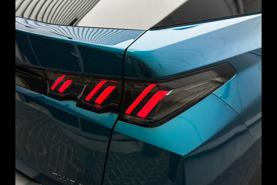 Peugeot 3008 1.6 plug-in Hybrid 195 Allure 195PK | Trekhaak | 360 | ACC | Keyless | LED | Ingaro Blue | 11/25
