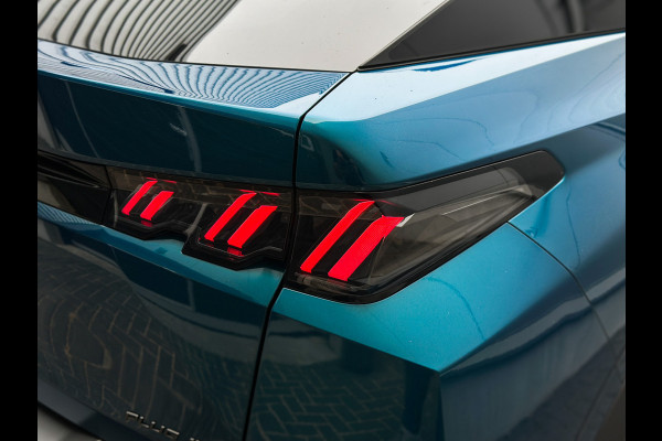 Peugeot 3008 1.6 plug-in Hybrid 195 Allure 195PK | Trekhaak | 360 | ACC | Keyless | LED | Ingaro Blue | 11/25
