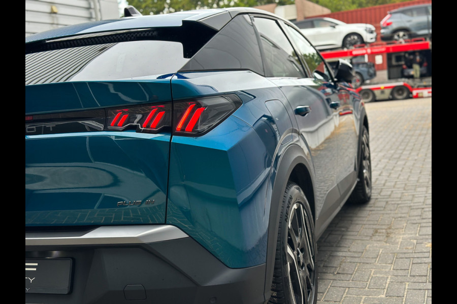 Peugeot 3008 1.6 plug-in Hybrid 195 Allure 195PK | Trekhaak | 360 | ACC | Keyless | LED | Ingaro Blue | 11/25