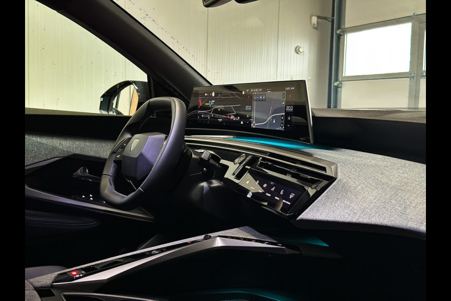 Peugeot 3008 1.6 plug-in Hybrid 195 Allure 195PK | Trekhaak | 360 | ACC | Keyless | LED | Ingaro Blue | 11/25