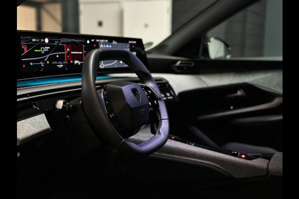Peugeot 3008 1.6 plug-in Hybrid 195 Allure 195PK | Trekhaak | 360 | ACC | Keyless | LED | Ingaro Blue | 11/25