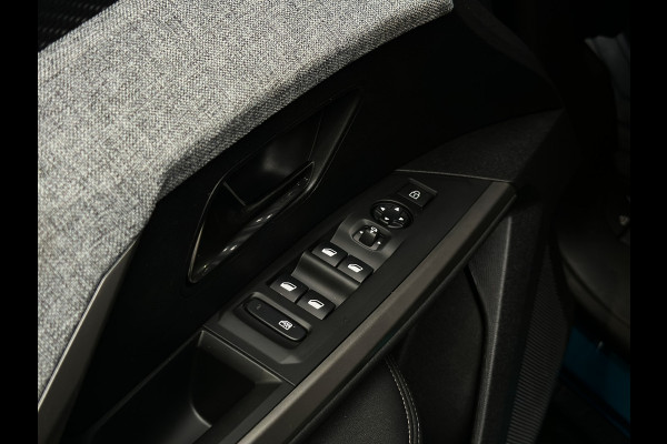 Peugeot 3008 1.6 plug-in Hybrid 195 Allure 195PK | Trekhaak | 360 | ACC | Keyless | LED | Ingaro Blue | 11/25