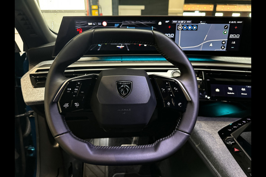 Peugeot 3008 1.6 plug-in Hybrid 195 Allure 195PK | Trekhaak | 360 | ACC | Keyless | LED | Ingaro Blue | 11/25