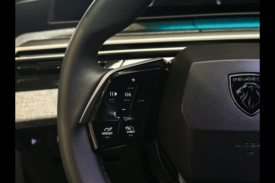 Peugeot 3008 1.6 plug-in Hybrid 195 Allure 195PK | Trekhaak | 360 | ACC | Keyless | LED | Ingaro Blue | 11/25
