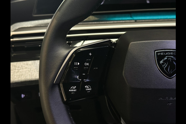 Peugeot 3008 1.6 plug-in Hybrid 195 Allure 195PK | Trekhaak | 360 | ACC | Keyless | LED | Ingaro Blue | 11/25