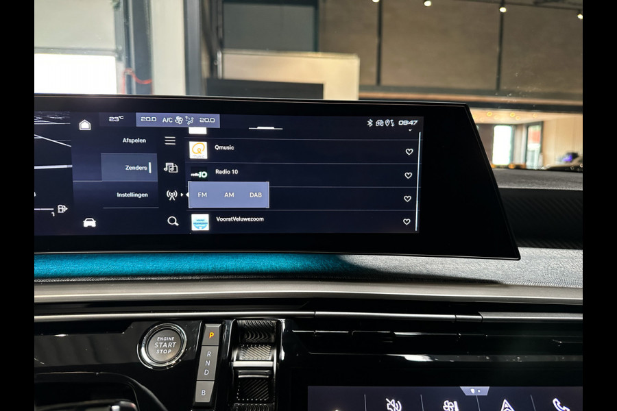 Peugeot 3008 1.6 plug-in Hybrid 195 Allure 195PK | Trekhaak | 360 | ACC | Keyless | LED | Ingaro Blue | 11/25