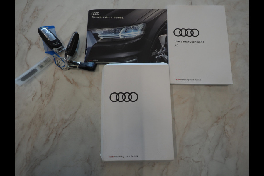 Audi A6 Avant 55 TFSI e quattro Competition | Leder/Alcantara | Memory | Cruise | PDC | Donkere Hemel | Sportstuur | Carplay