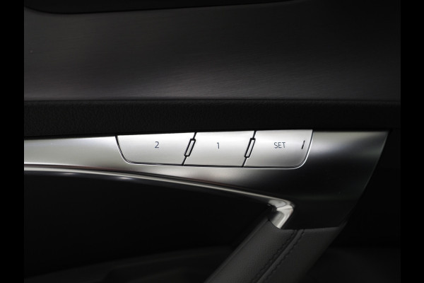 Audi A6 Avant 55 TFSI e quattro Competition | Leder/Alcantara | Memory | Cruise | PDC | Donkere Hemel | Sportstuur | Carplay