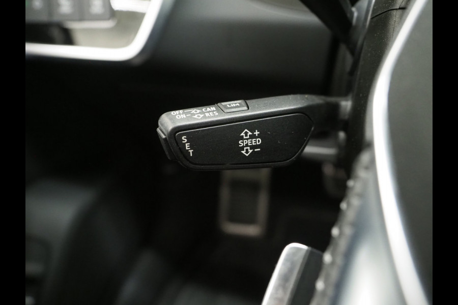 Audi A6 Avant 55 TFSI e quattro Competition | Leder/Alcantara | Memory | Cruise | PDC | Donkere Hemel | Sportstuur | Carplay