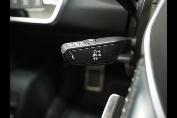 Audi A6 Avant 55 TFSI e quattro Competition | Leder/Alcantara | Memory | Cruise | PDC | Donkere Hemel | Sportstuur | Carplay