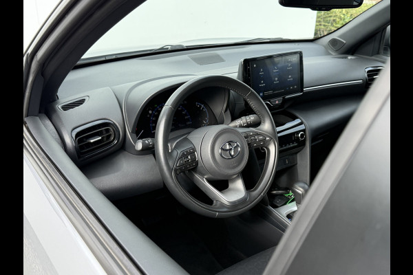 Toyota Yaris Cross 1.5 Hybrid Team D | ACC | CarPlay | Camera | Keyless | 17 inch