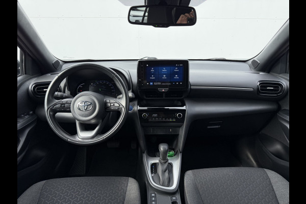 Toyota Yaris Cross 1.5 Hybrid Team D | ACC | CarPlay | Camera | Keyless | 17 inch