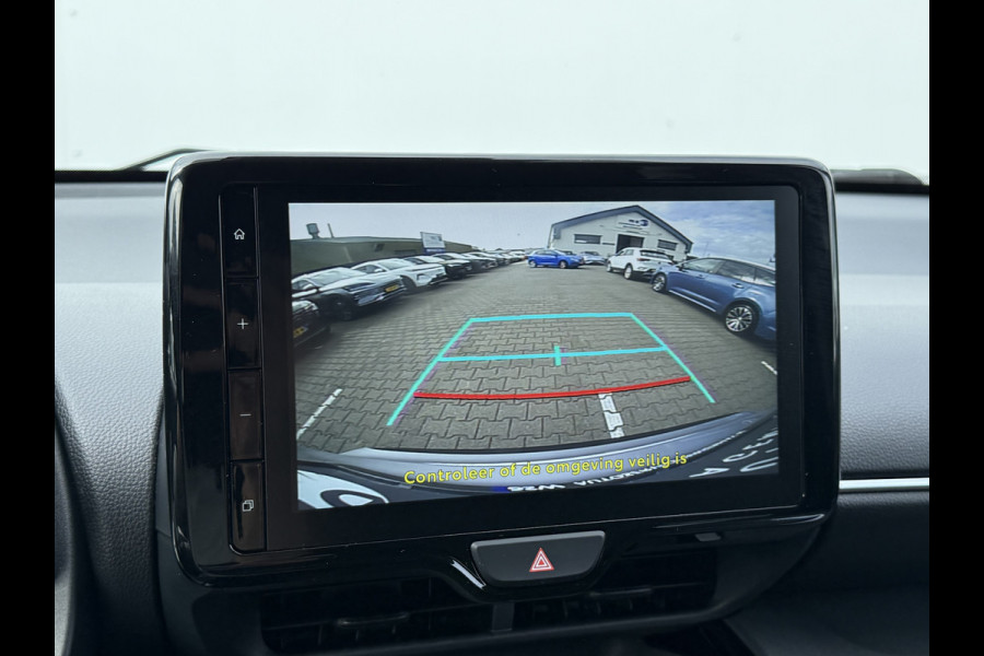 Toyota Yaris Cross 1.5 Hybrid Team D | ACC | CarPlay | Camera | Keyless | 17 inch