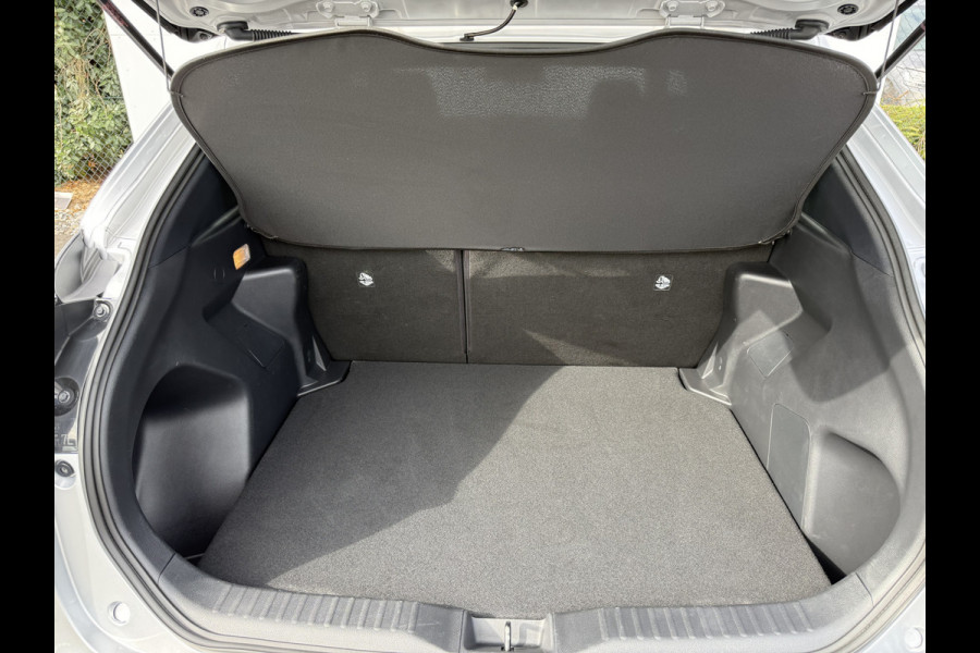 Toyota Yaris Cross 1.5 Hybrid Team D | ACC | CarPlay | Camera | Keyless | 17 inch