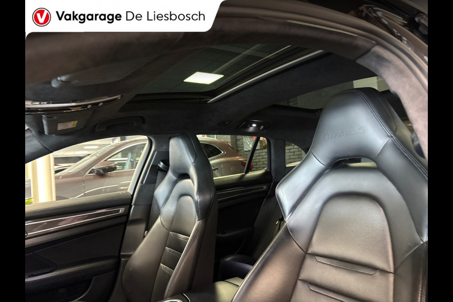 Porsche Panamera Sport Turismo 4.0 Turbo S E-Hybrid / pano / leer / keramisch/ Bose / softclose / sportchrono